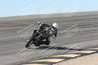 media/Oct-13-2025-Moto Forza (Mon) [[a66d839500]]/4-C Group/Session 2 (Bowl)/